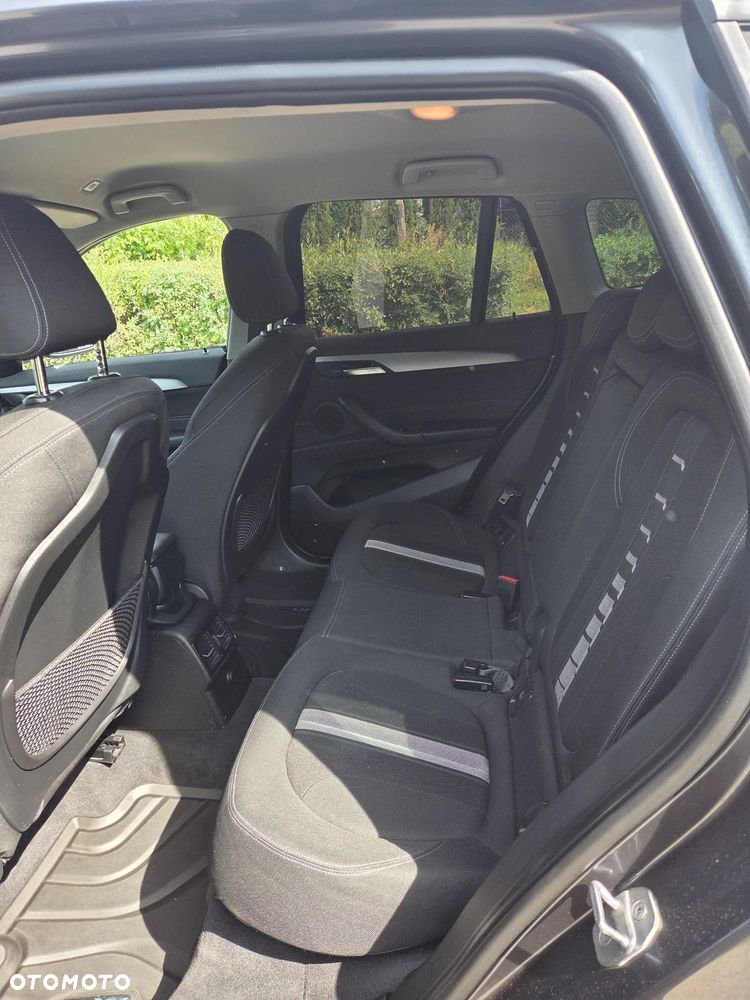BMW X1 sDrive18d - 7
