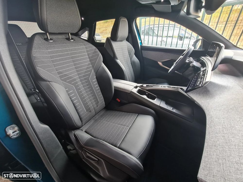 Peugeot 3008 1.2 Hybrid Allure e-DCS6 - 13