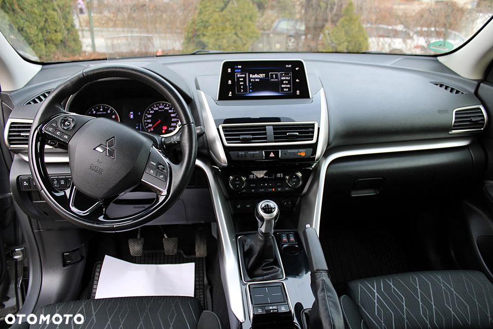 Mitsubishi Eclipse Cross - 15