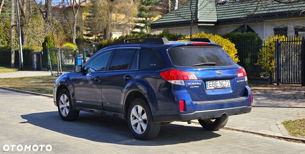 Subaru Outback - 4