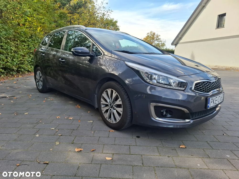 Kia Ceed - 1