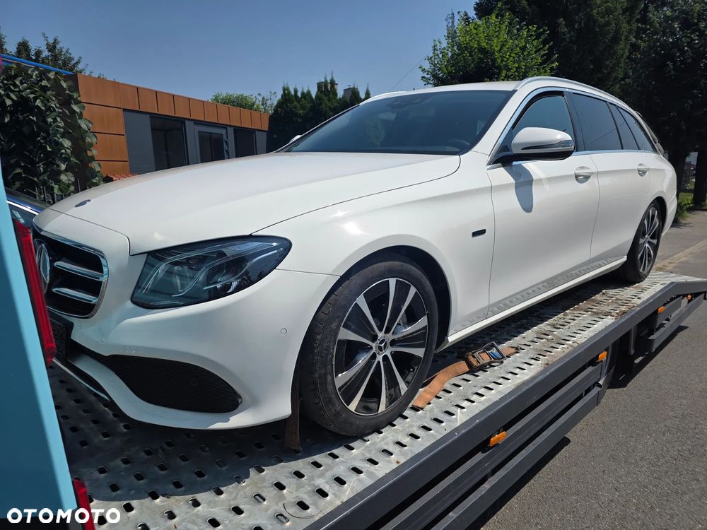 Mercedes-Benz Klasa E 300 de 9G-TRONIC Exclusive - 21