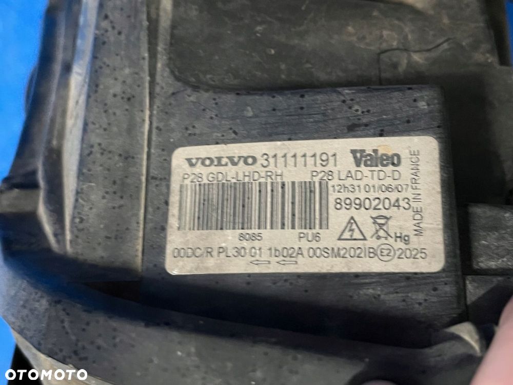 PRAWY XENON VOLVO XC90 LIFT EUROPA VALEO - 12