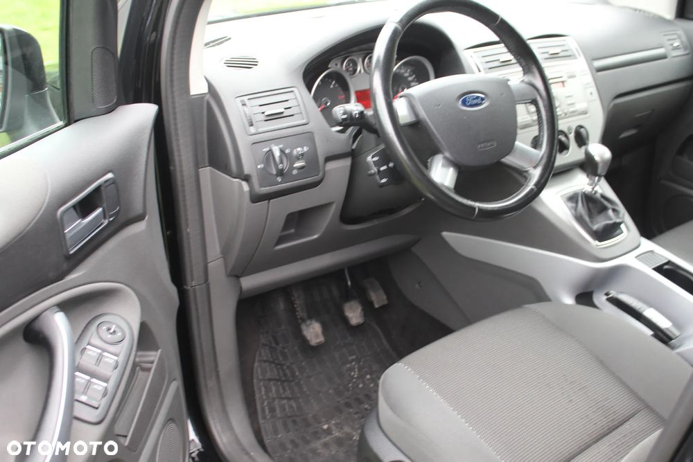 Ford Kuga 2.0 TDCi 2x4 Trend - 17