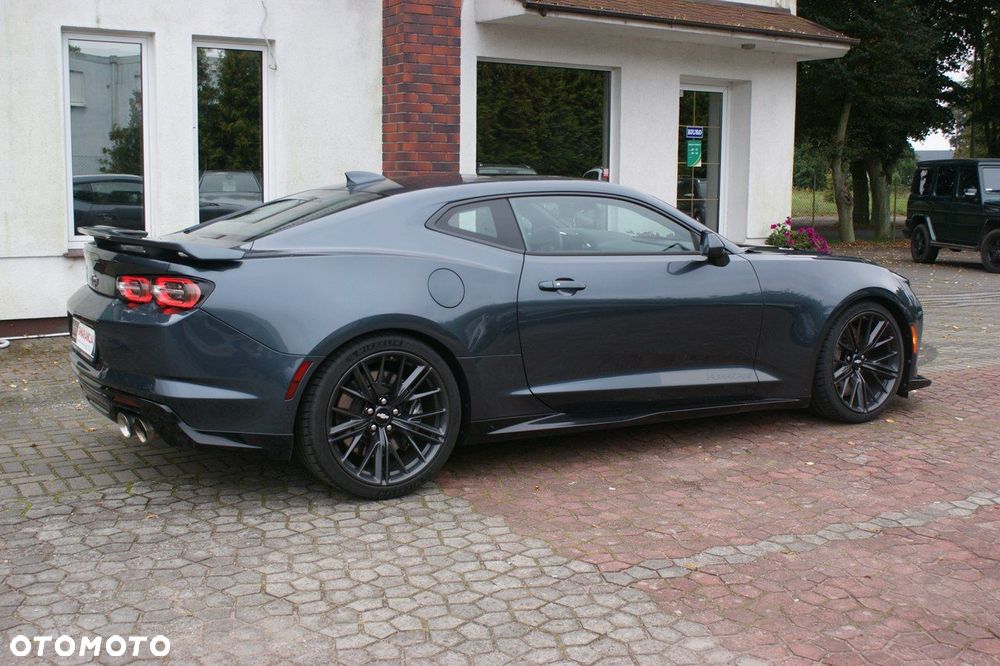 Chevrolet Camaro - 22