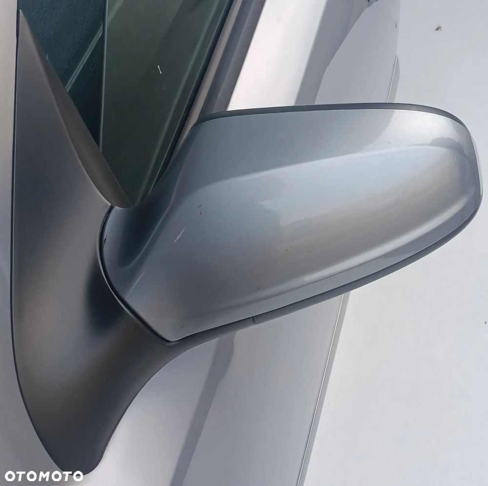 LUSTERKO ELEKTRYCZNE LEWE - OPEL ASTRA H / III -KOLOR Z163 - 1