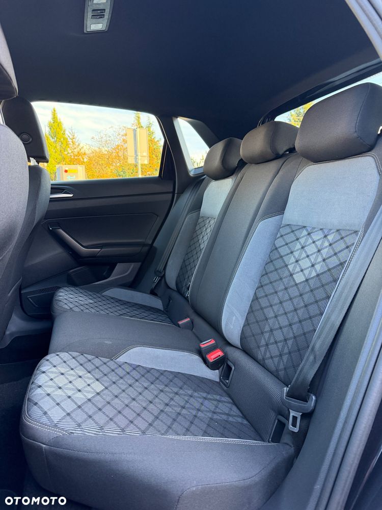 Volkswagen Polo - 28