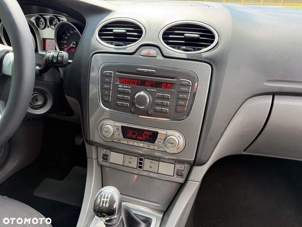 Ford Focus 1.6 Ti-VCT Titanium - 6