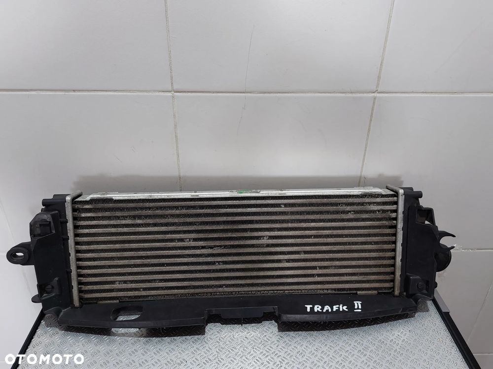 CHŁODNICA INTERCOOLERA RENAULT TRAFIC II 2 R2013 2,0 DCI NR 988650B, 8200411160C - 1