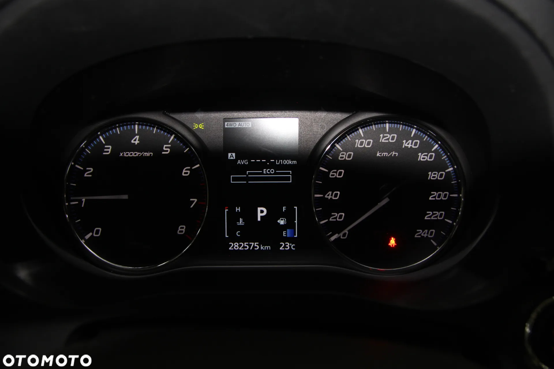 Mitsubishi Outlander 2.0 Intense + Navi 4WD CVT - 18