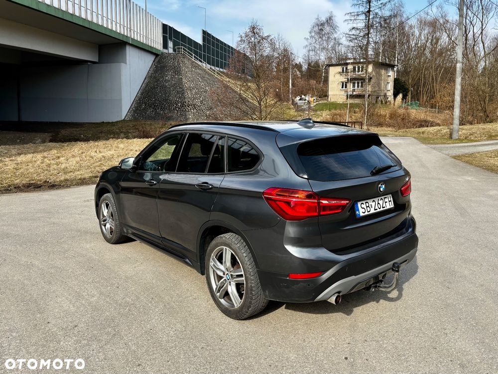 BMW X1 xDrive18d xLine sport - 4