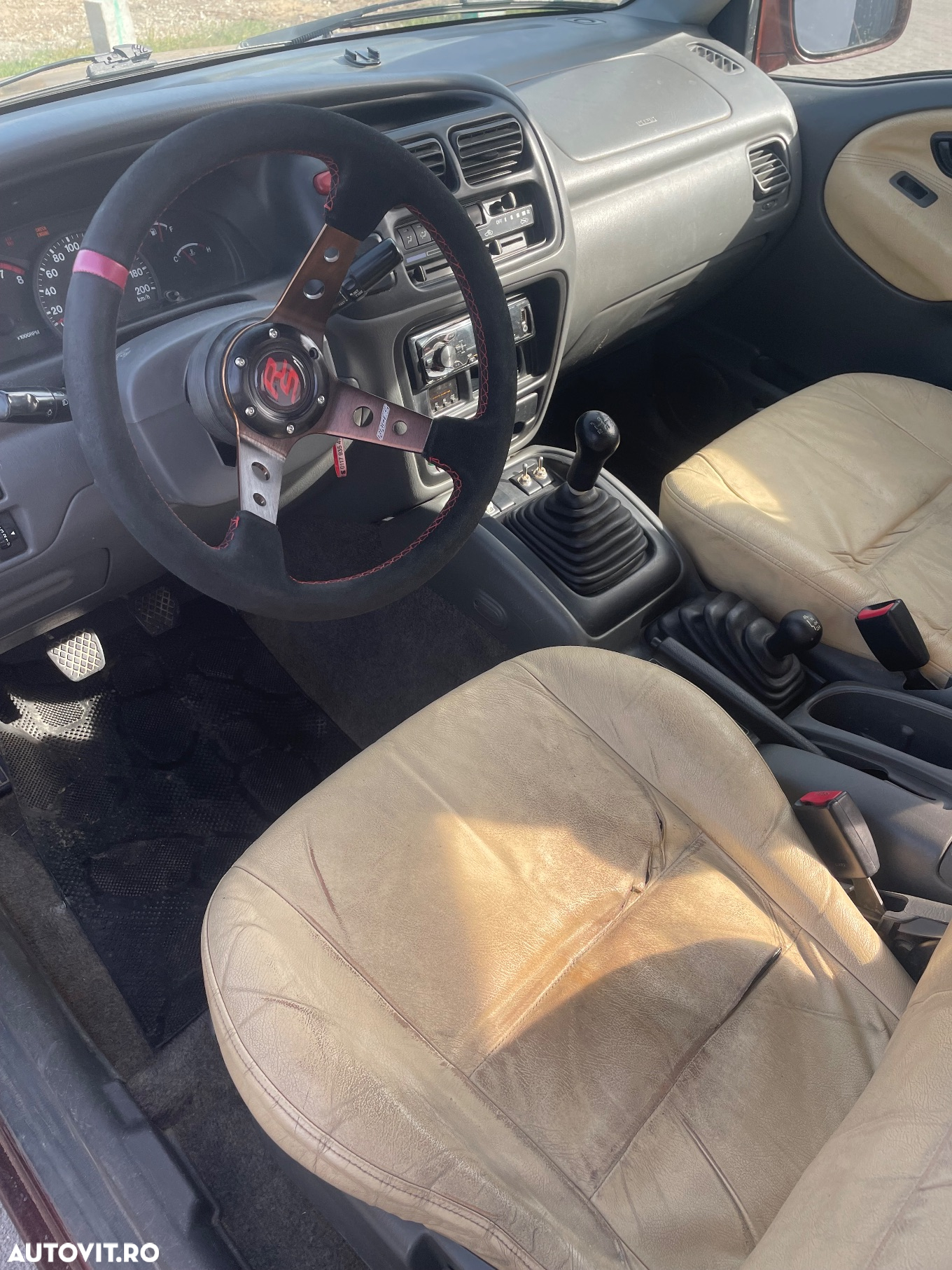 Suzuki Grand Vitara 2.0 - 6