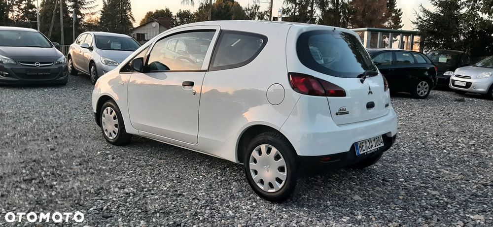 Mitsubishi Colt - 5