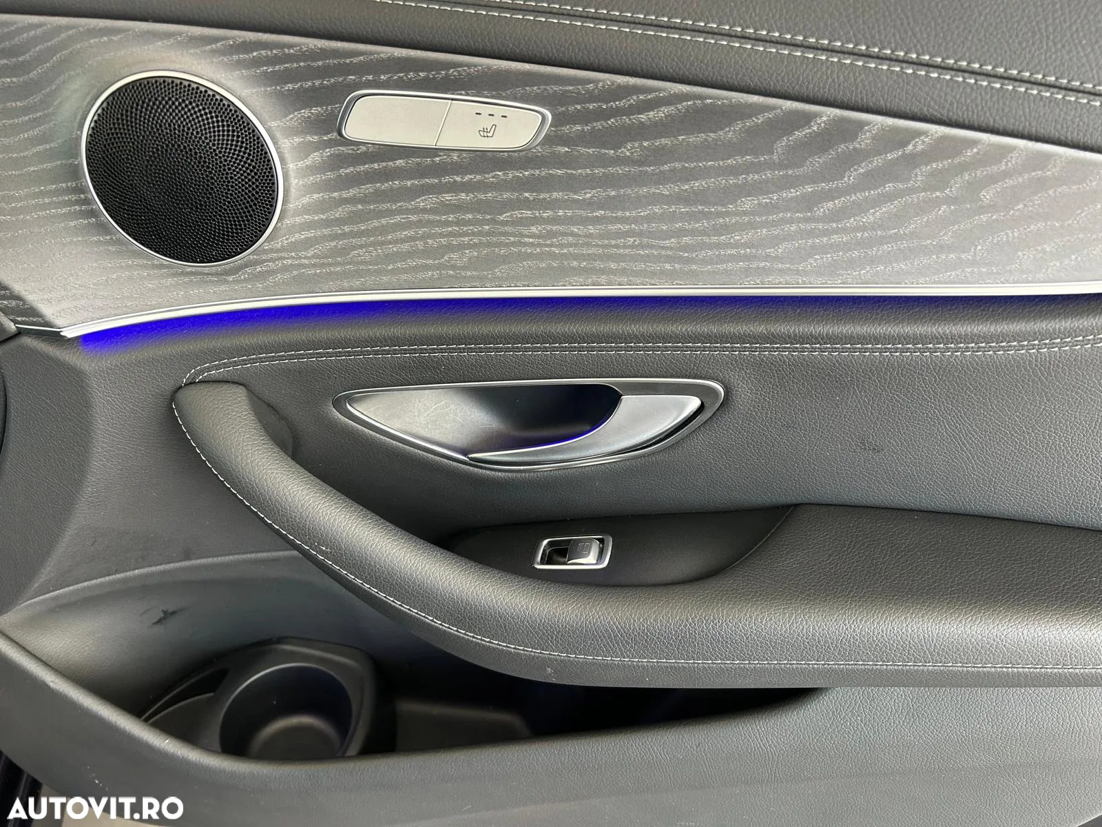 Mercedes-Benz E 300 de 9G-TRONIC AMG Line - 22