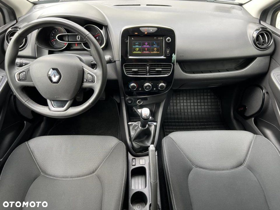 Renault Clio - 10