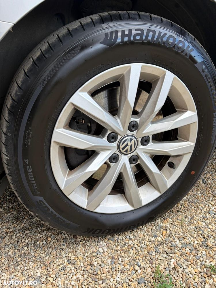Volkswagen Passat - 8