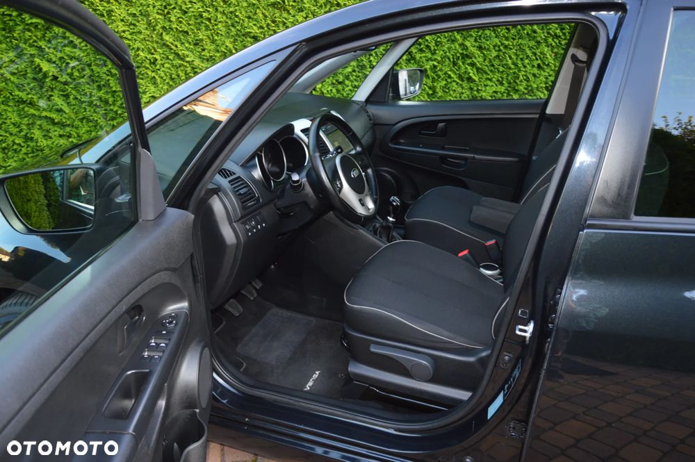 Kia Venga 1.6 CVVT Dream Team Edition - 9