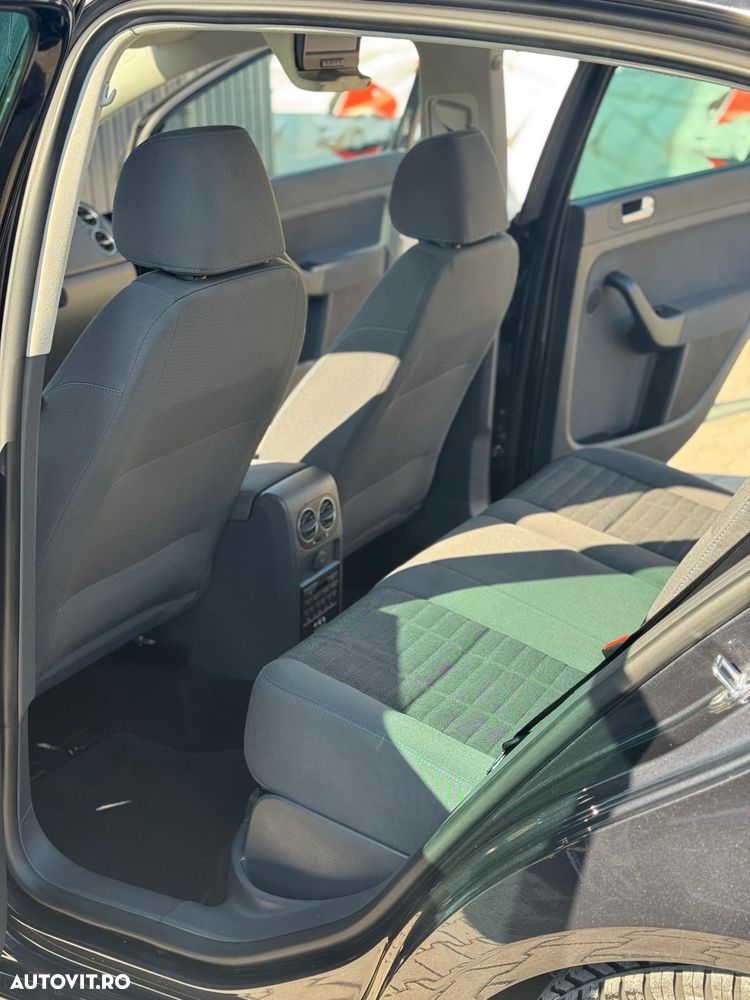 Volkswagen Golf - 13