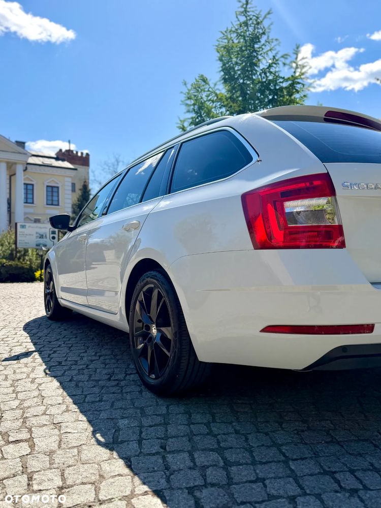 Skoda Octavia 2.0 TDI Style DSG - 13