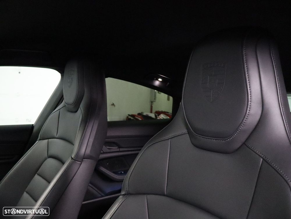 Porsche Taycan Standard - 6