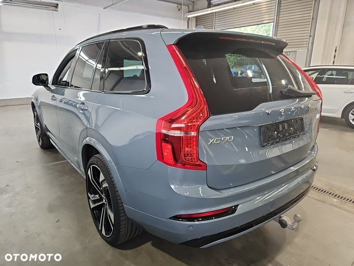 Volvo XC 90 - 4