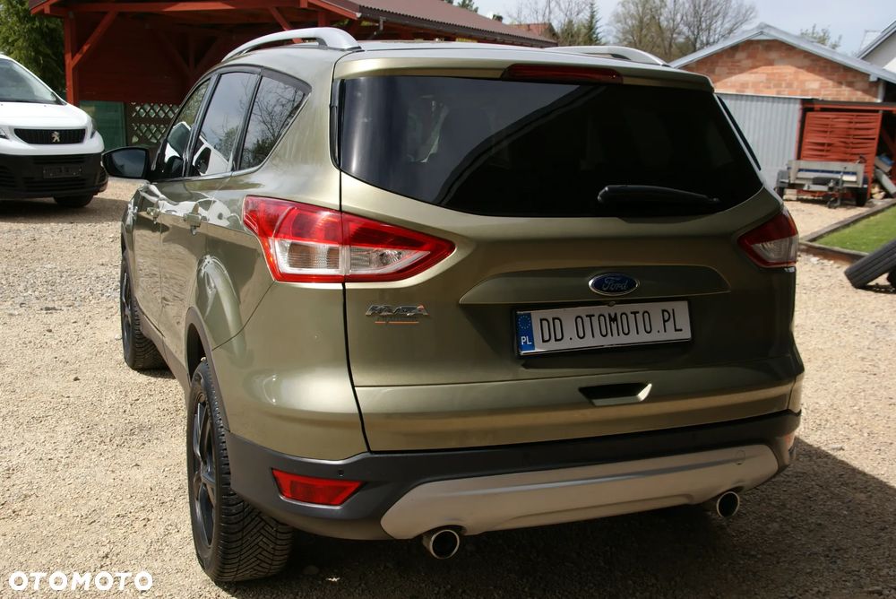 Ford Kuga 2.0 TDCi 2x4 Titanium - 5