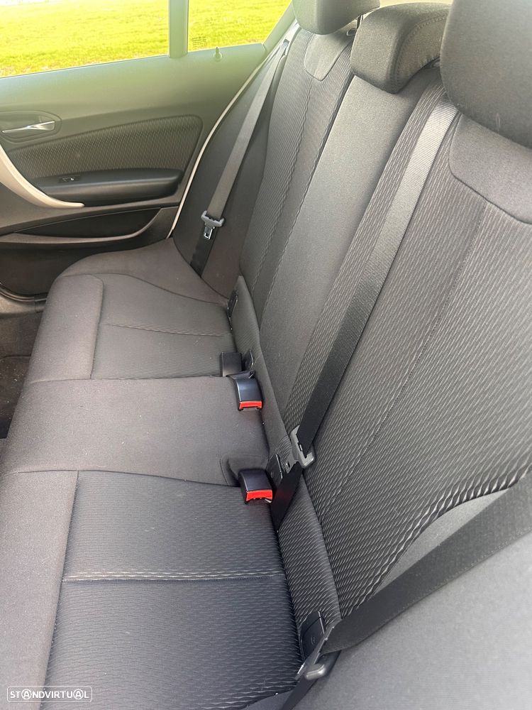 BMW 116 d EfficientDynamics Edition - 8