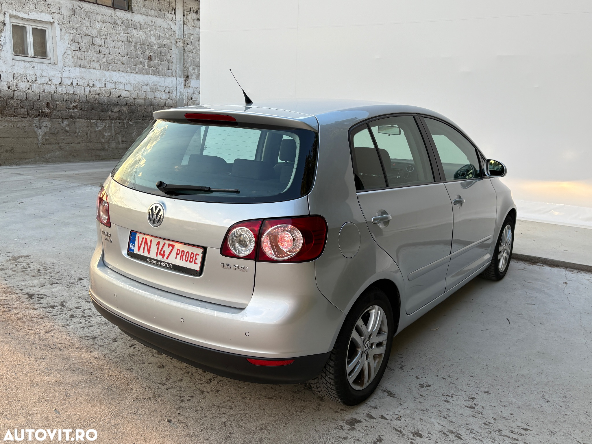 Volkswagen Golf Plus 1.6 FSI Automatik Goal - 6