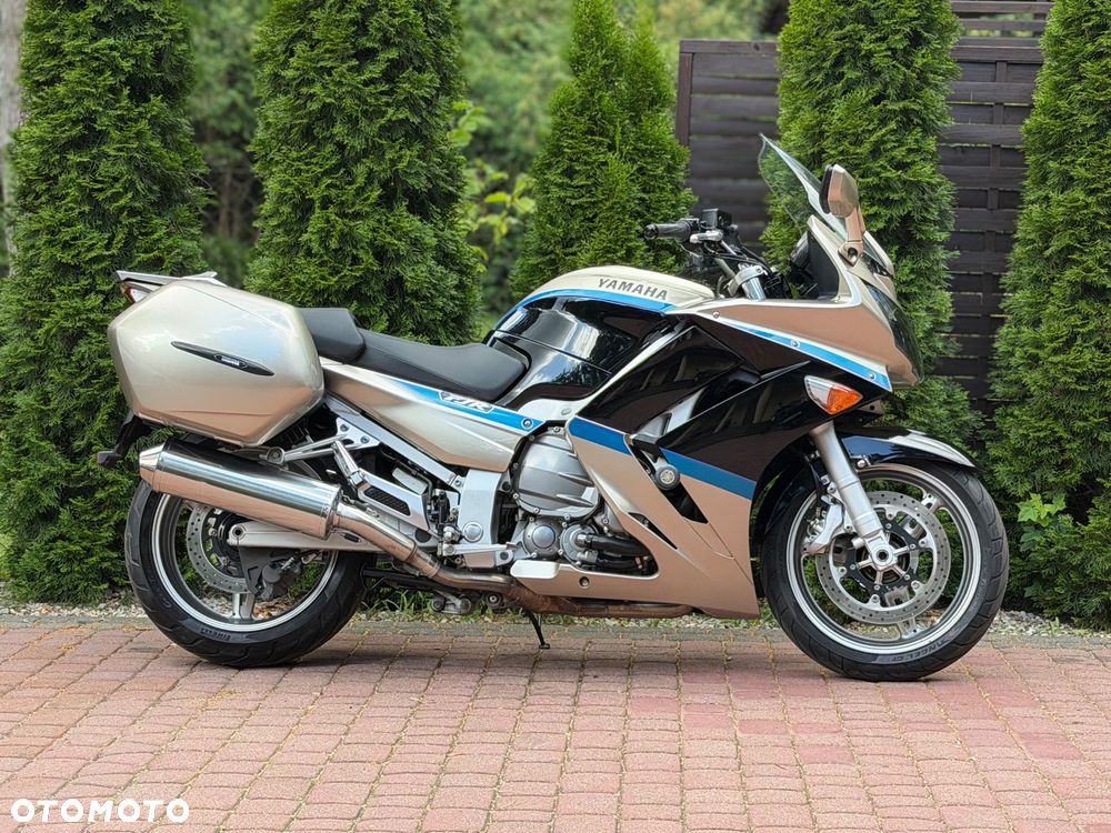 Yamaha FJR - 3