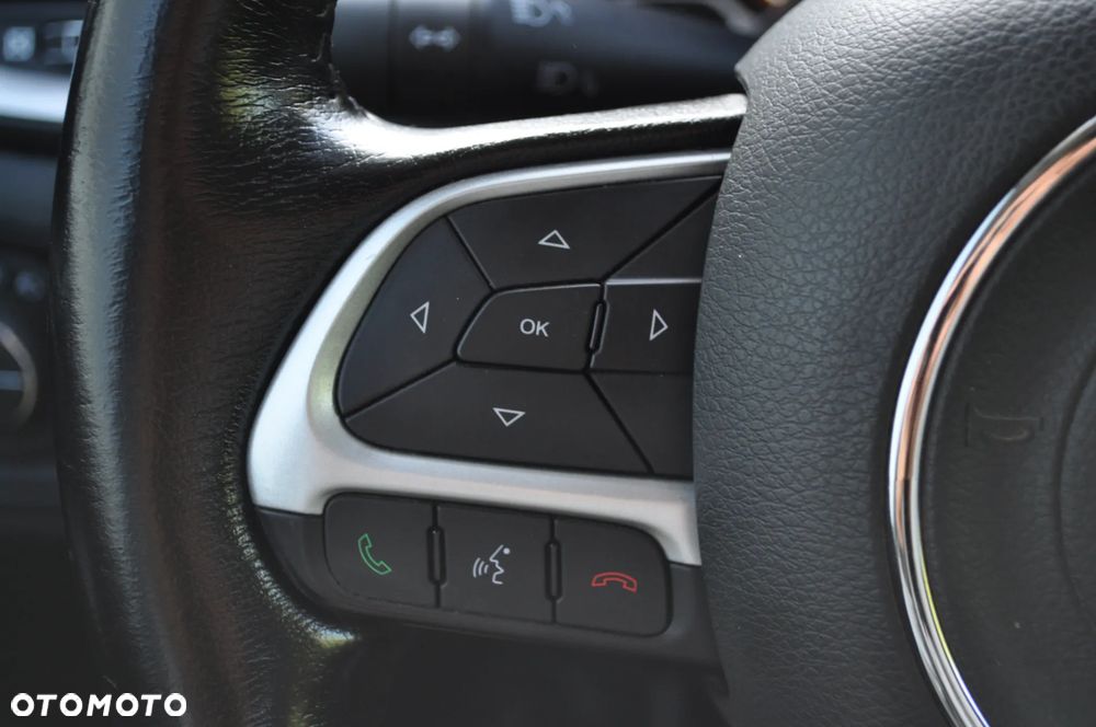 Jeep Renegade 1.4 MultiAir Active Drive Automatik Limited - 24