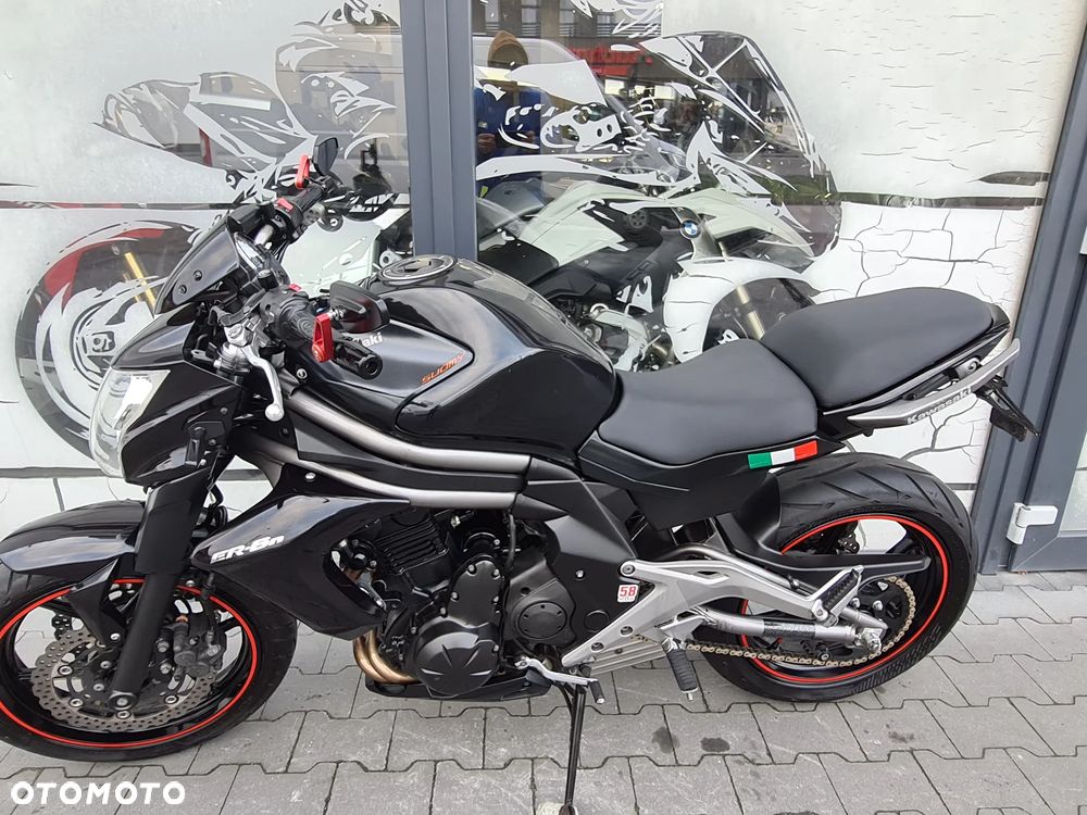 Kawasaki ER - 2
