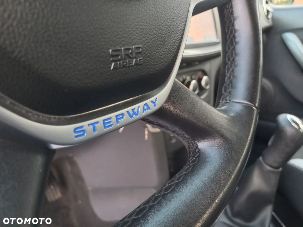 Dacia Sandero Stepway TCe 90 (S&S) Celebration - 24
