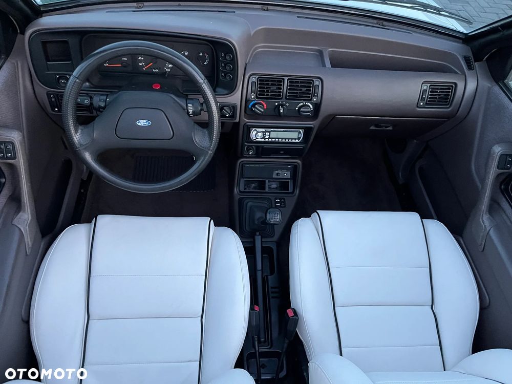 Ford Escort 1.6 XR3i - 16