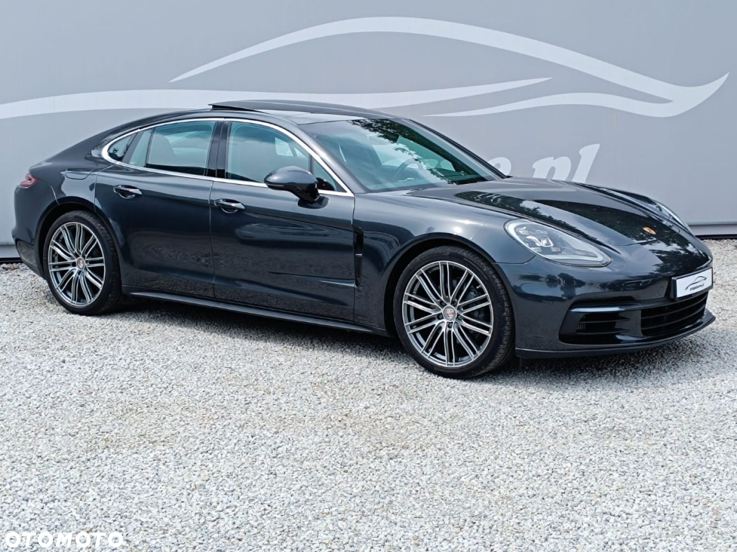 Porsche Panamera 4S - 17