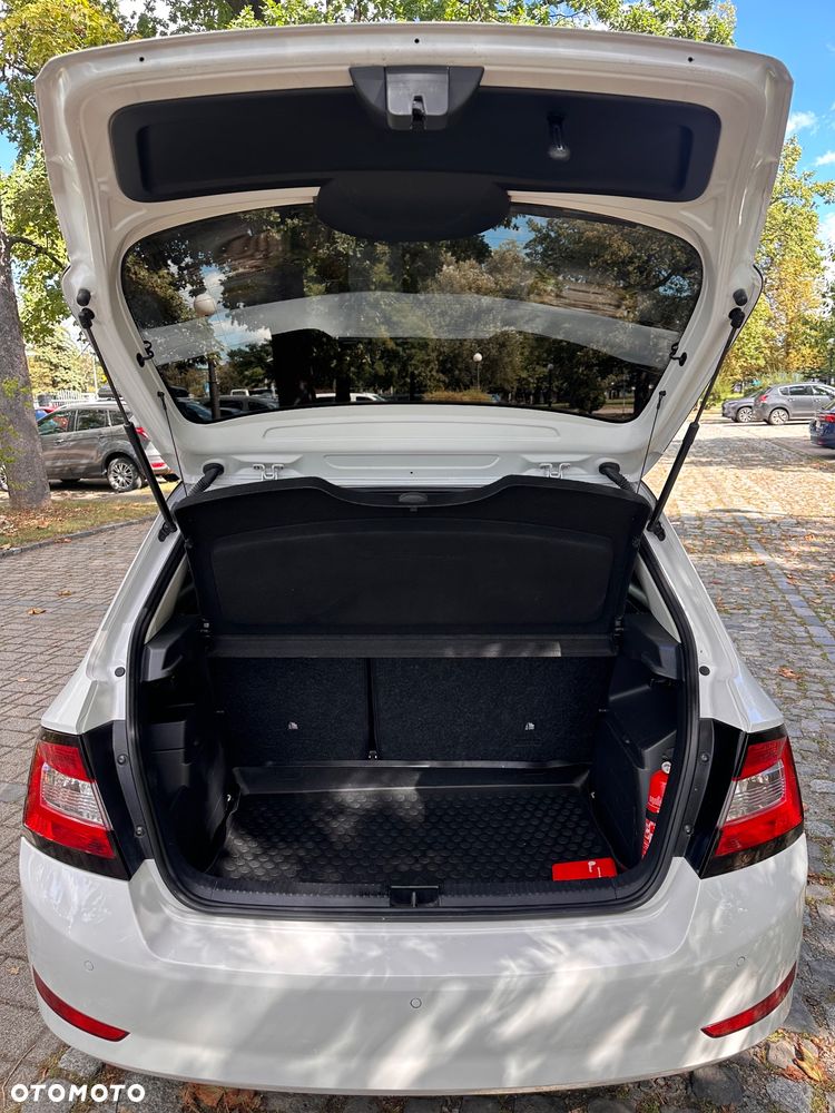 Skoda Fabia 1.0 MPI Active - 17