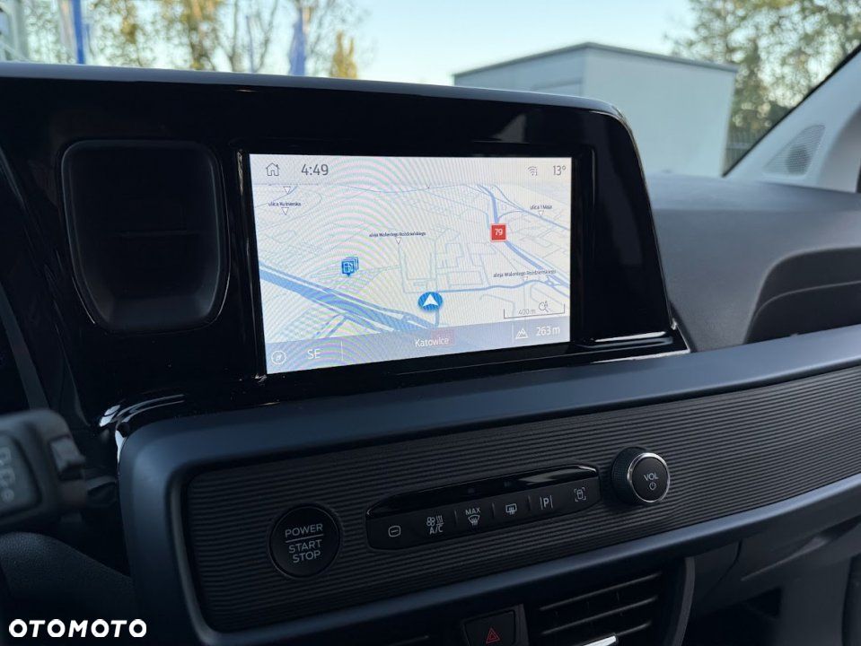 Ford Tourneo Courier - 11