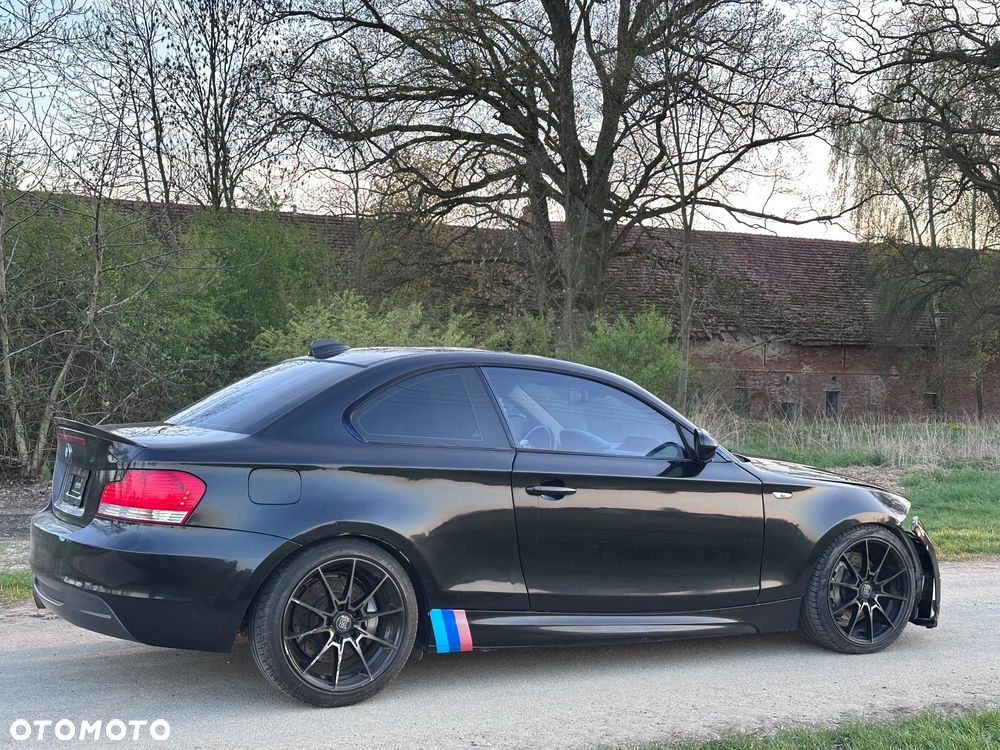 BMW Seria 1 135i Edition Sport - 12