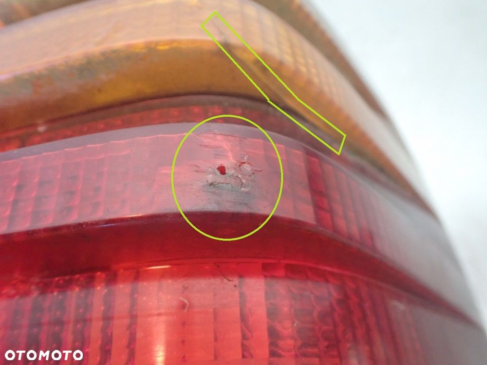 LAMPA PRAWA TYLNA MERCEDES - BENZ W124 E300 2.3 - 4