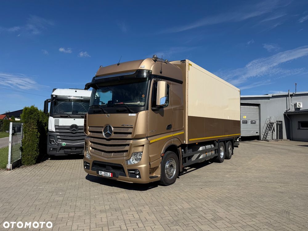 Mercedes-Benz ACTROS 2548 Izoterma Schmitz 7.45m Winda 2T - 1