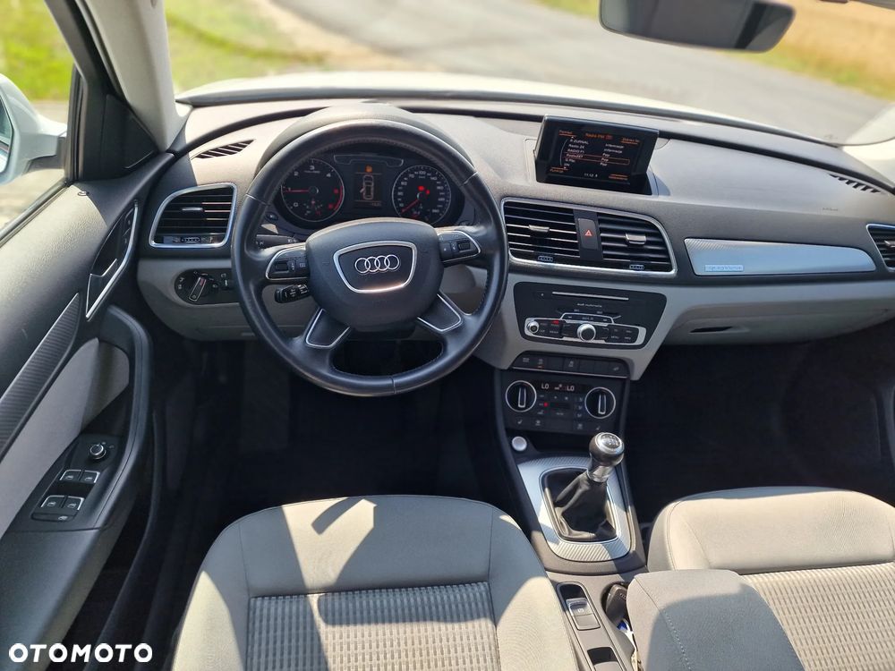 Audi Q3 2.0 TDI design - 22