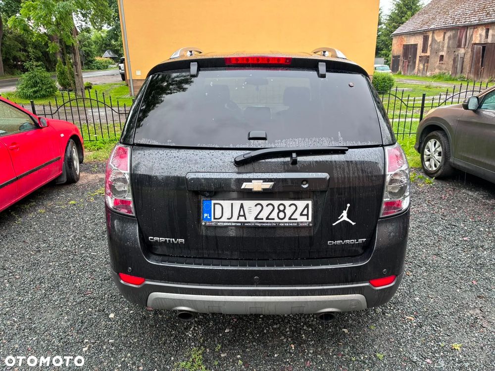 Chevrolet Captiva 2.2 D LT+ - 4