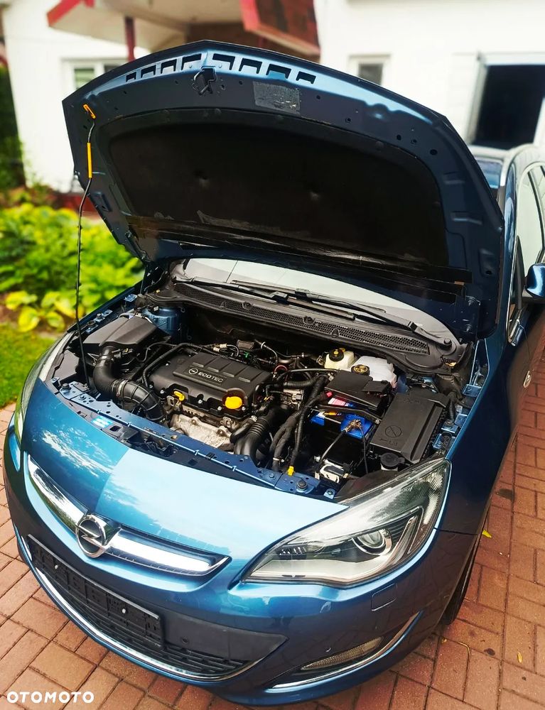 Opel Astra 1.4 Turbo Innovation - 21