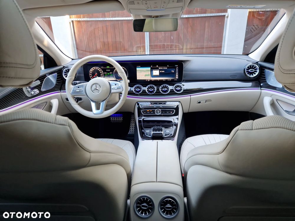 Mercedes-Benz CLS - 11