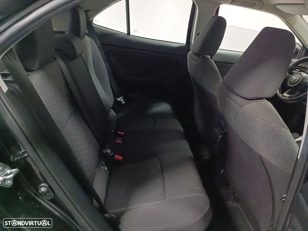 Toyota Yaris Cross 1.5 HDF Comfort Plus - 18