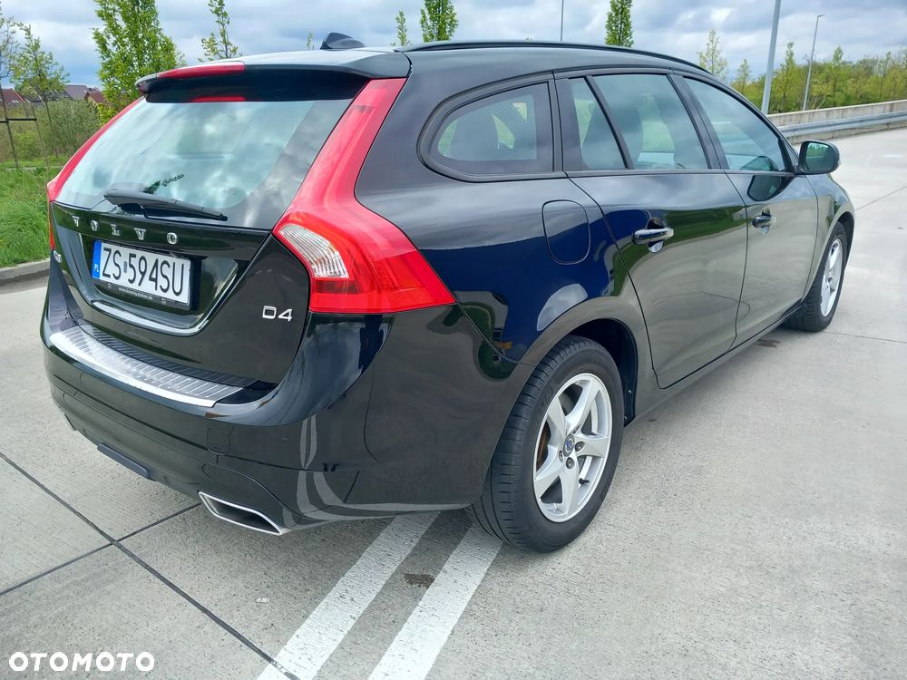 Volvo V60 D4 Linje Svart - 5
