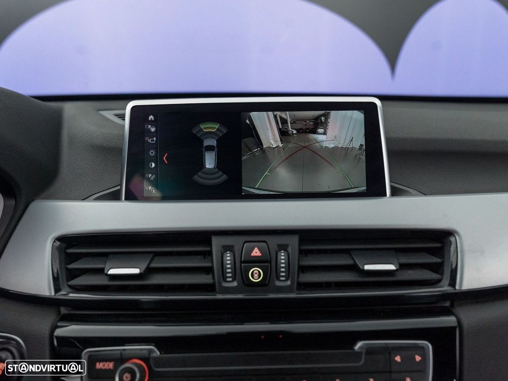 BMW X1 25 e xDrive Corporate Edition - 29