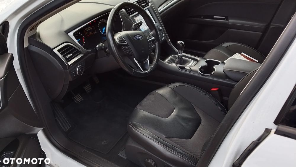 Ford Mondeo 2.0 TDCi Start-Stopp Titanium - 10