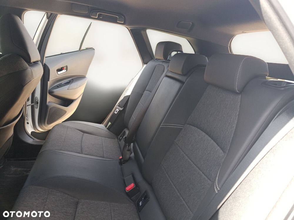 Toyota Corolla 1.8 Hybrid Style - 17
