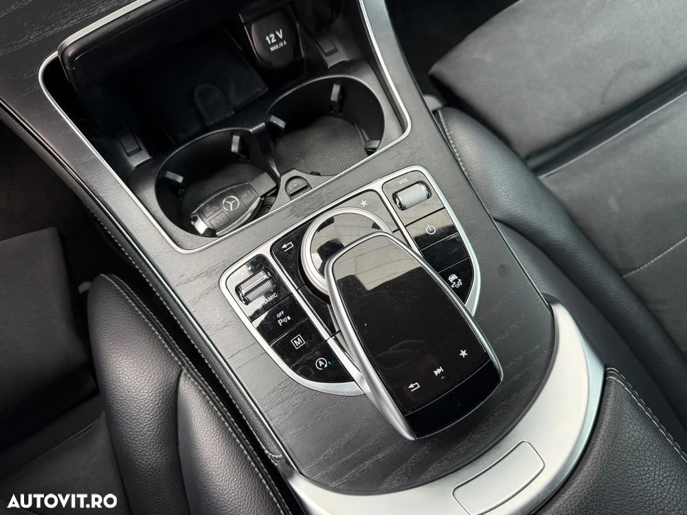 Mercedes-Benz GLC 220 d 4MATIC 9G-TRONIC AMG Line - 23