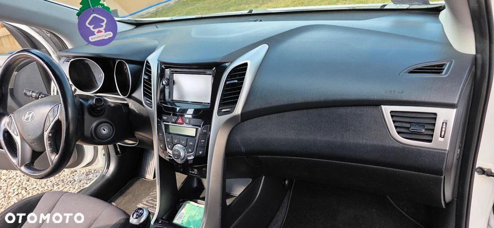 Hyundai i30 1.6 GDI BlueDrive Premium - 17